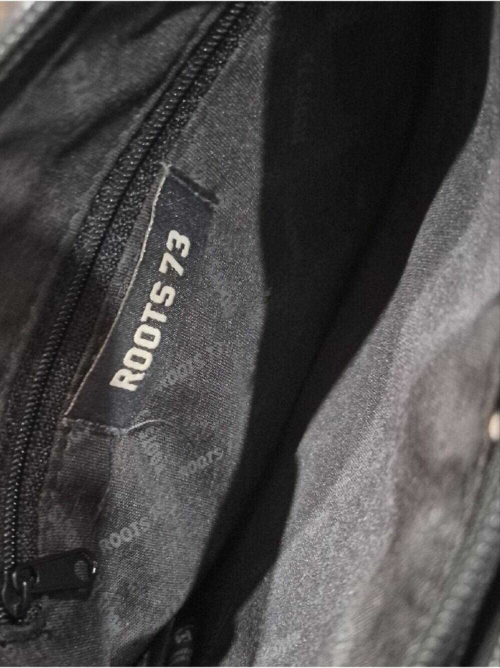 Roots 73 Black Pebbled Vegan Leather Crossbody Bag Triple Zip Multi-Pocket Purse - Picture 10 of 16